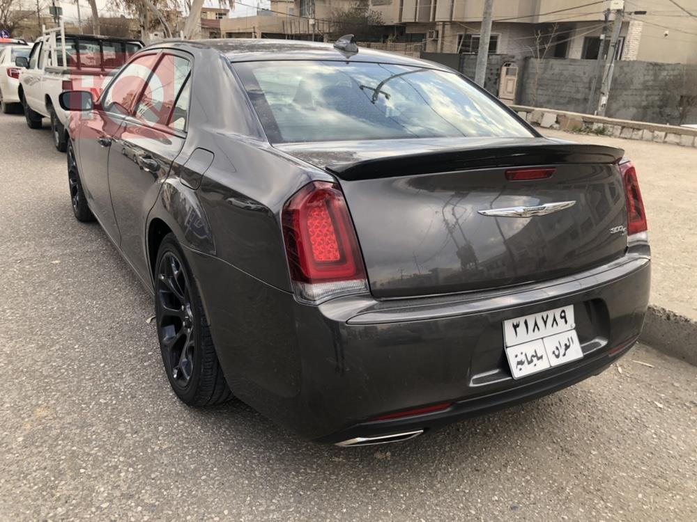 کرایسلەر 300